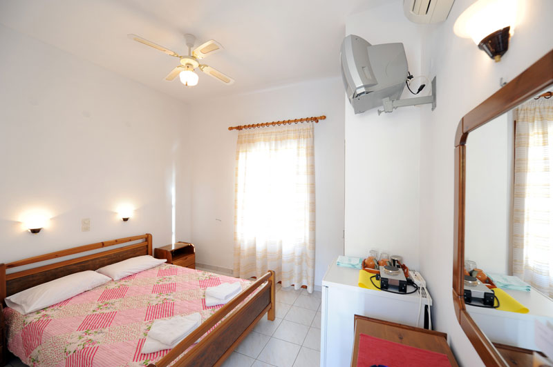 Katerina rooms in Agia Marina of Kamares with magical sunset views