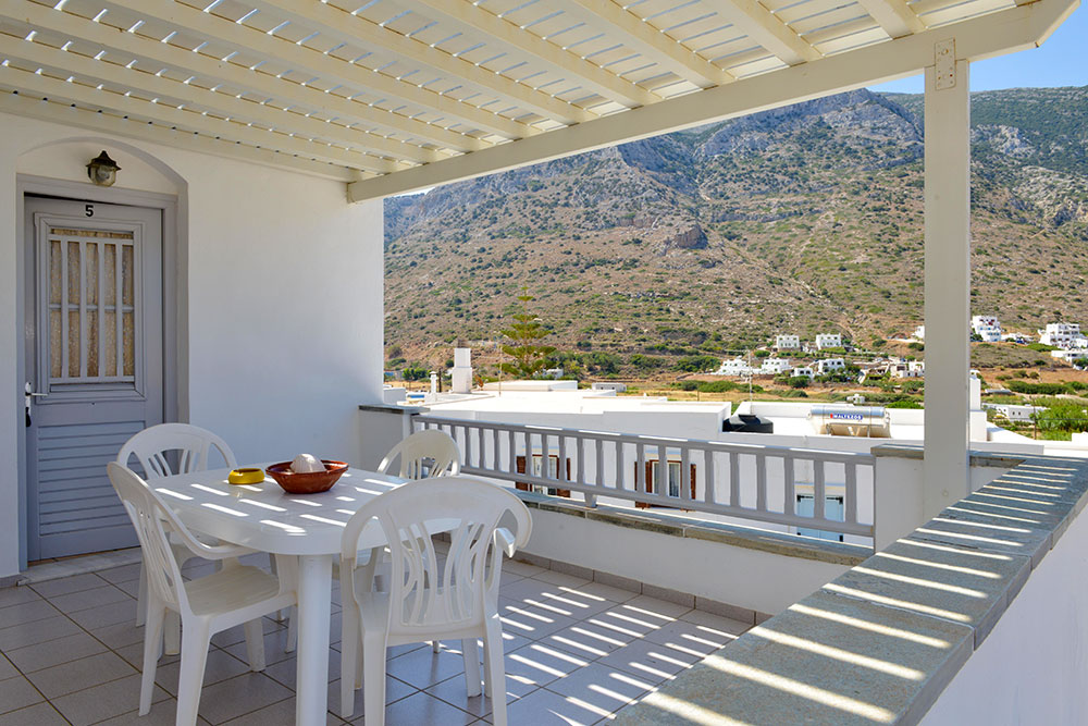 Litsa rooms in Agia Marina of Kamares