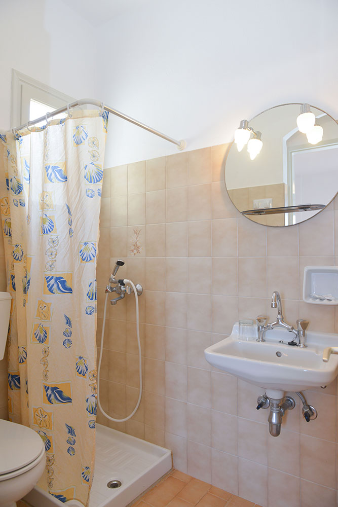 Litsa rooms in Agia Marina of Kamares