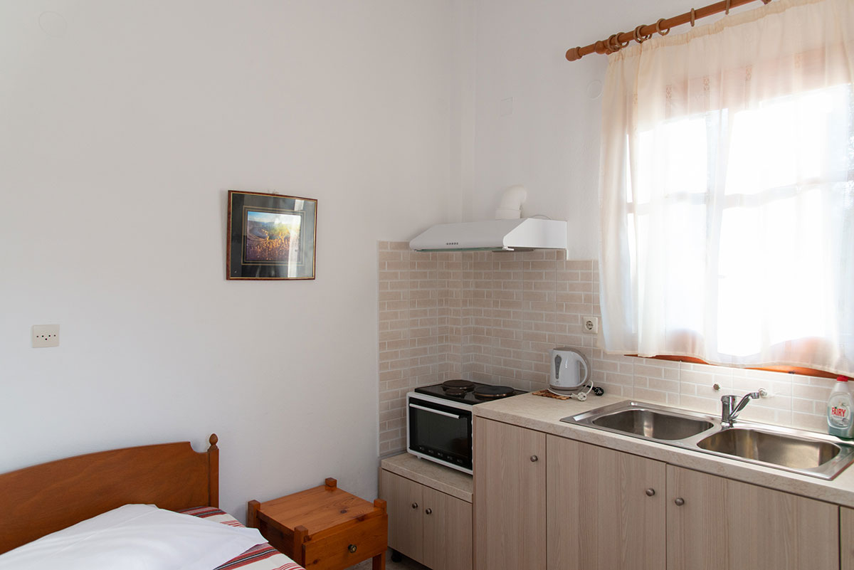 Themonia rooms in Kato Petali