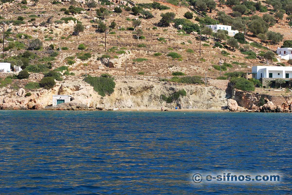 Den hemliga stranden i Vathi på Sifnos