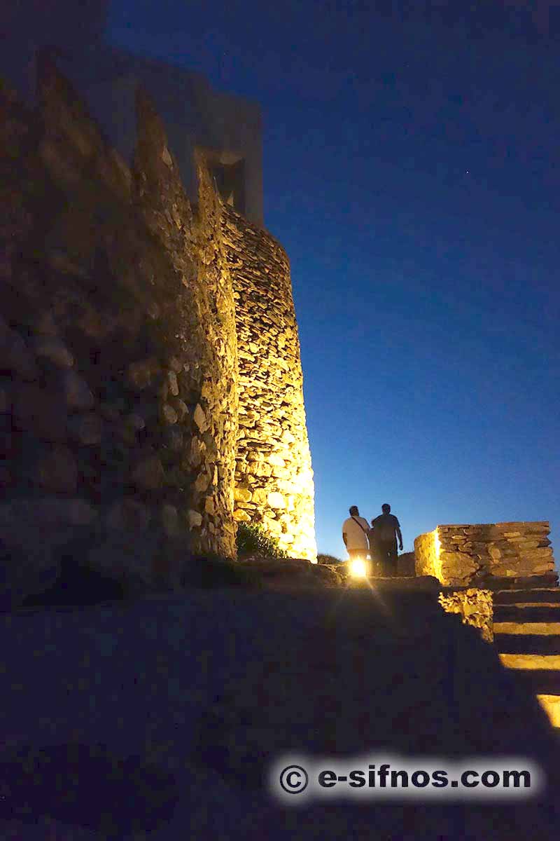 Promenad i Kastro, Sifnos