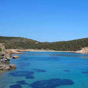 En strand på Sifnos