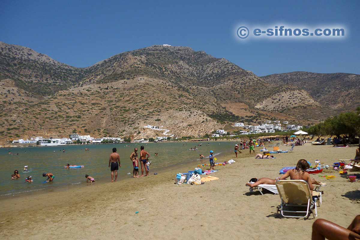 Sommar på Sifnos. Kamares strand
